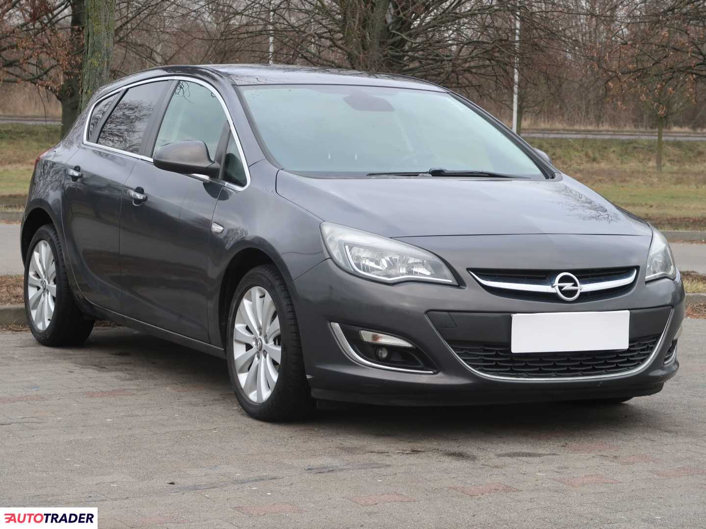 Opel Astra 2013 1.4 118 KM