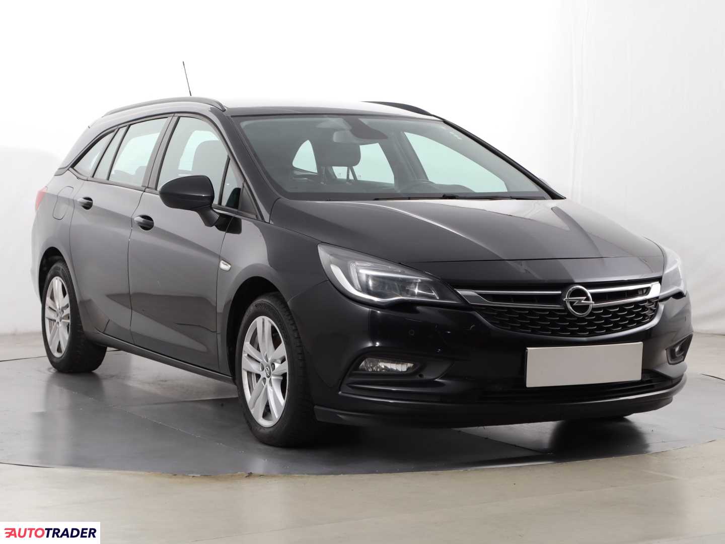 Opel Astra 2019 1.6 134 KM