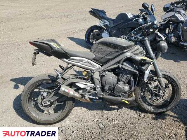 Triumph Street Triple 2022