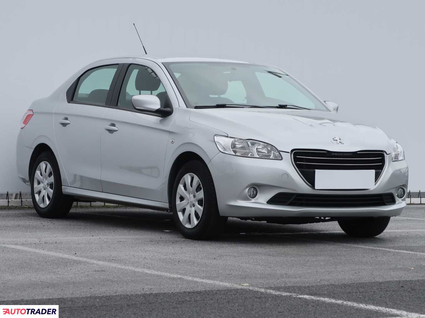 Peugeot 301 2016 1.2 80 KM