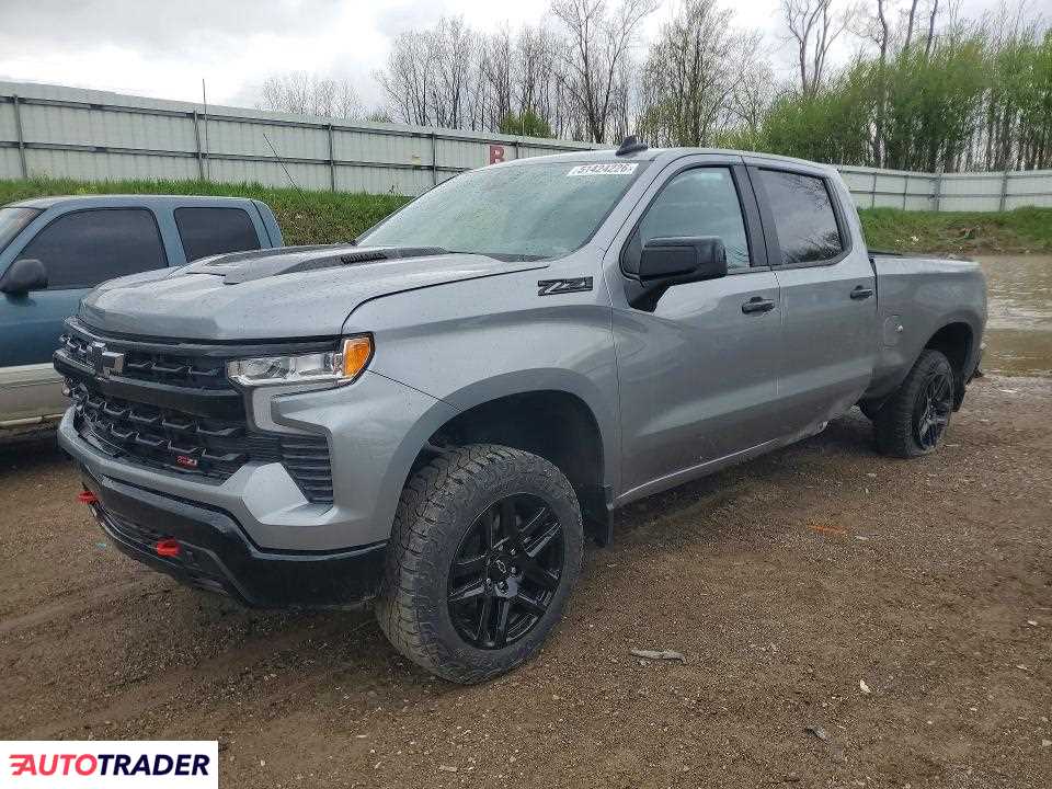 Chevrolet Silverado 2025 3