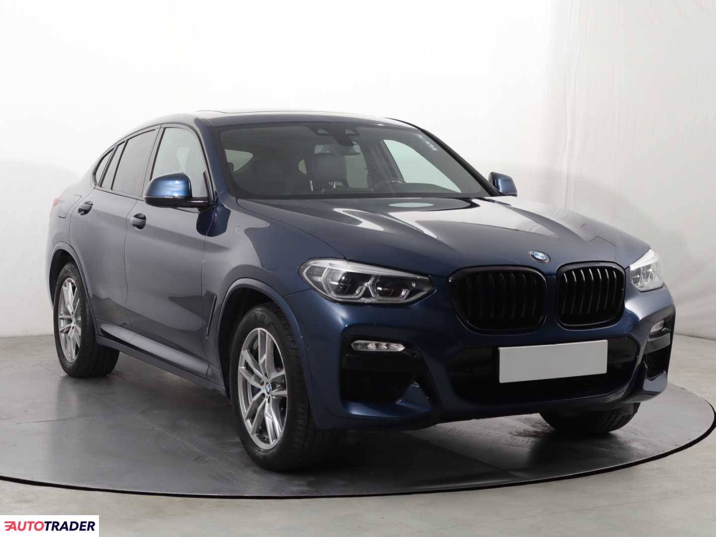 BMW X4 2018 2.0 181 KM