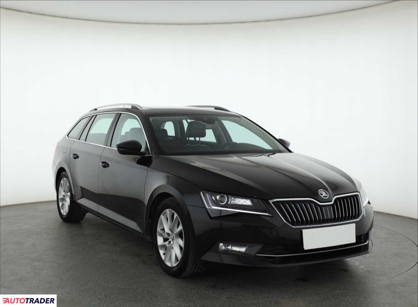 Skoda Superb 2016 2.0 147 KM