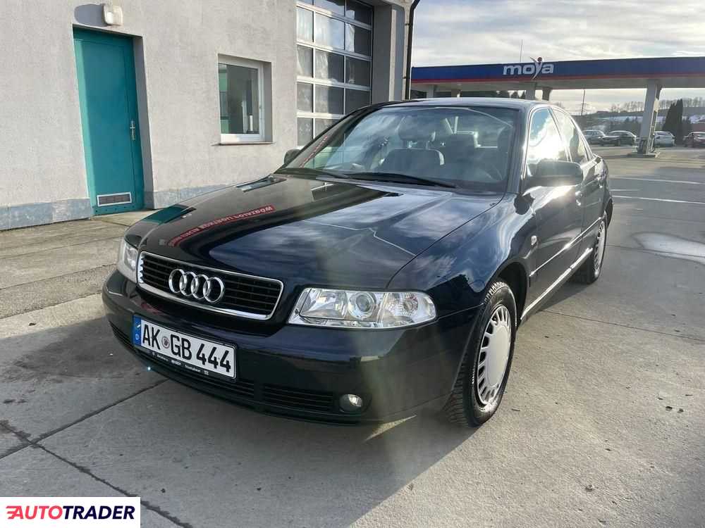 Audi A4 1999 1.6 102 KM