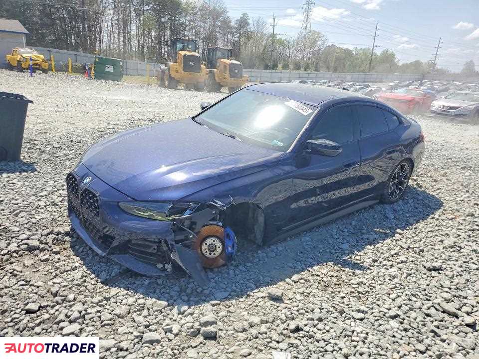 BMW M4 2022 3