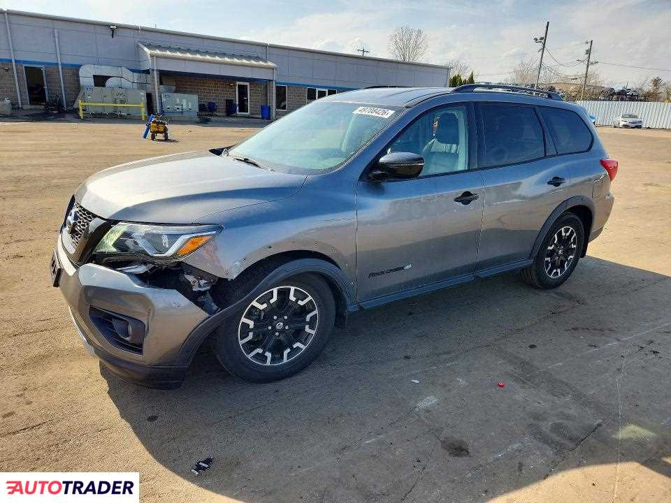 Nissan Pathfinder 2020 3