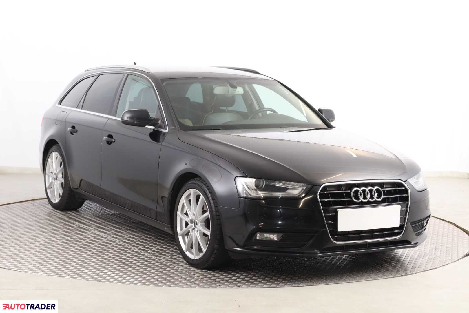 Audi A4 2013 2.0 147 KM Audi A4 2013 2.0 147 KM
