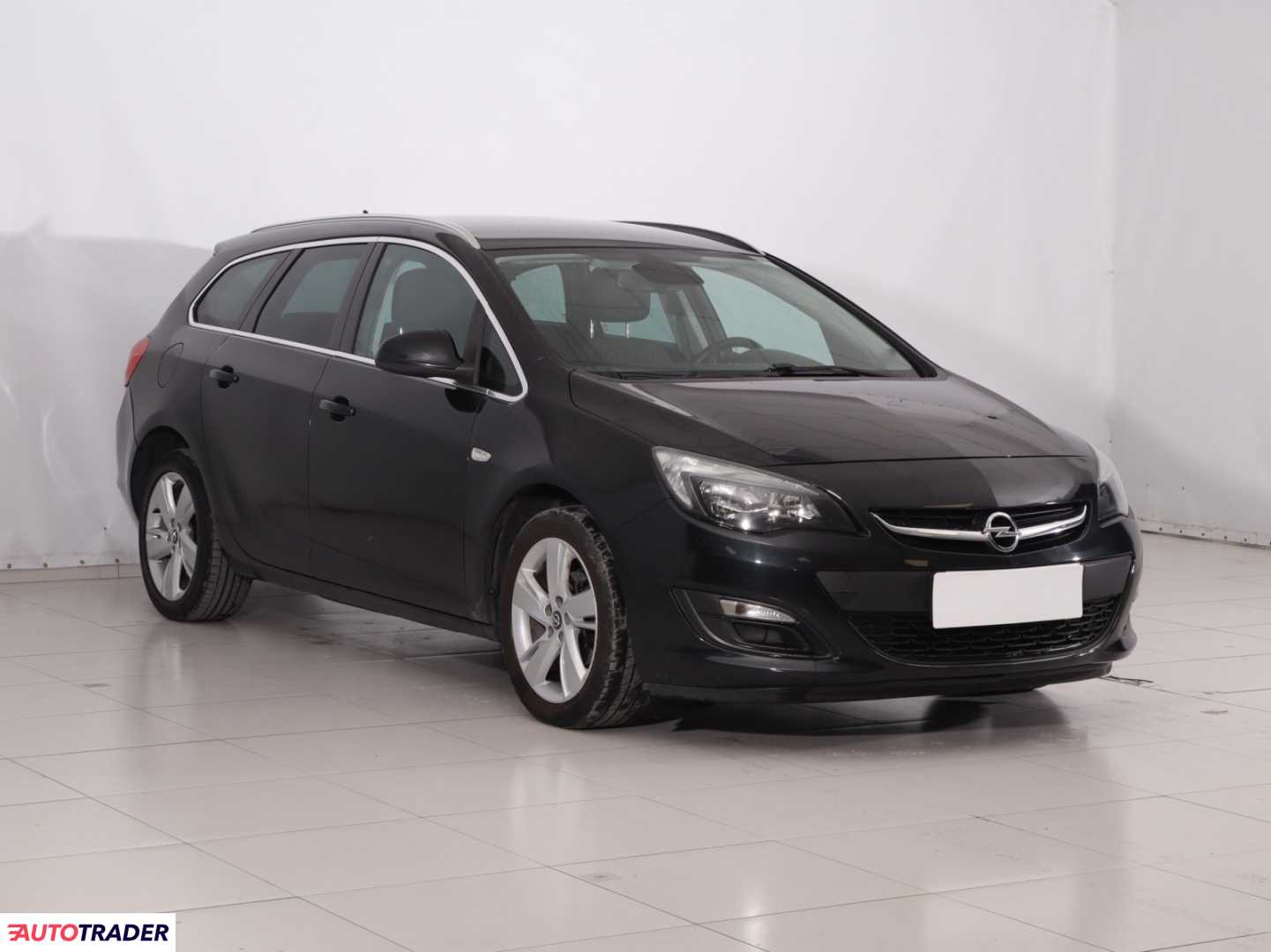 Opel Astra 2014 1.4 118 KM