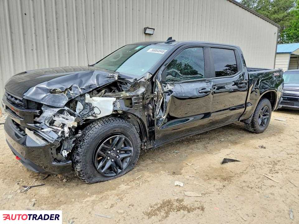 Chevrolet Silverado 2021 5