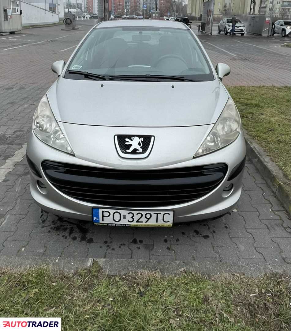 Peugeot 207 2006 1.4 88 KM