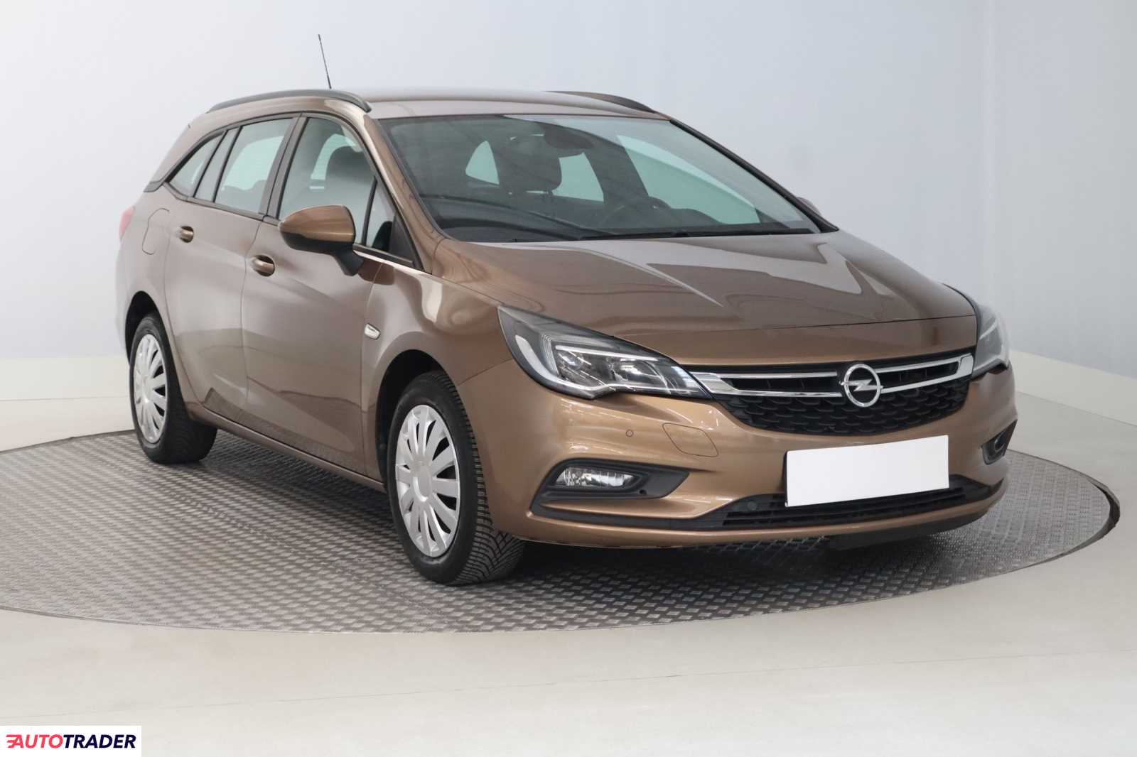 Opel Astra 2017 1.4 123 KM