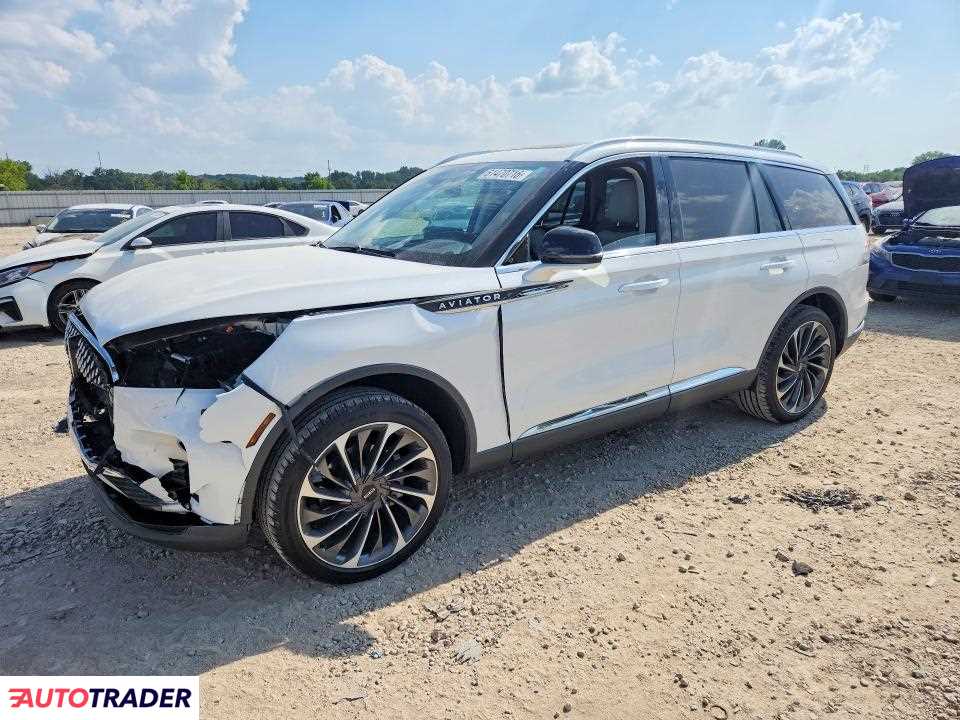 Lincoln Aviator 2026 3
