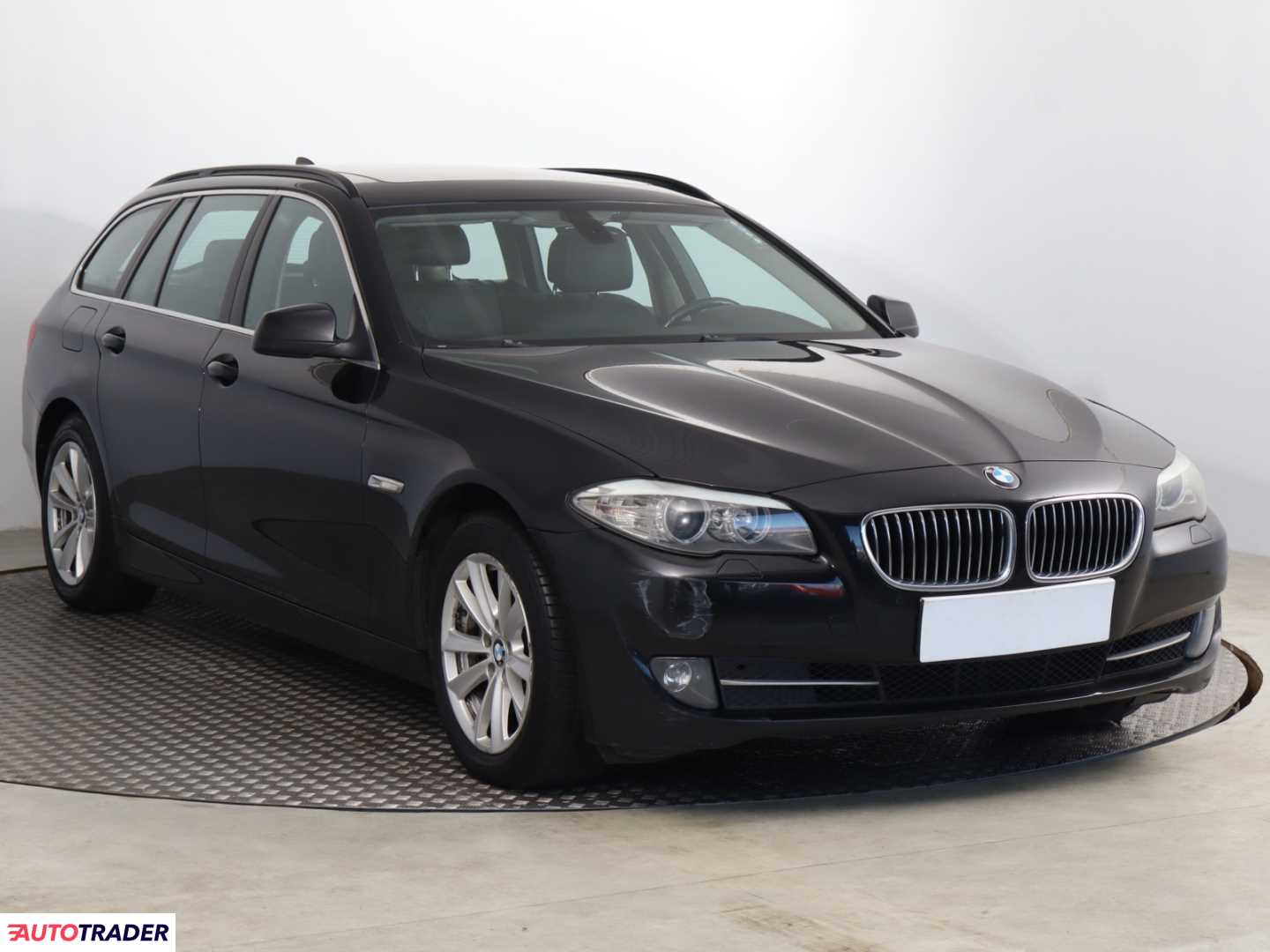 BMW 520 2011 2.0 160 KM
