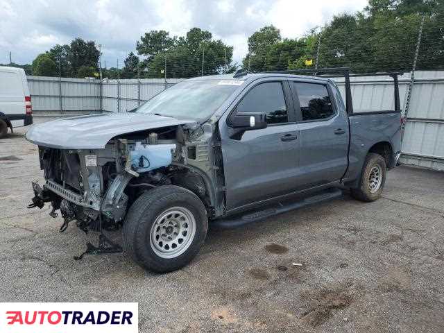 Chevrolet Silverado 2021 4