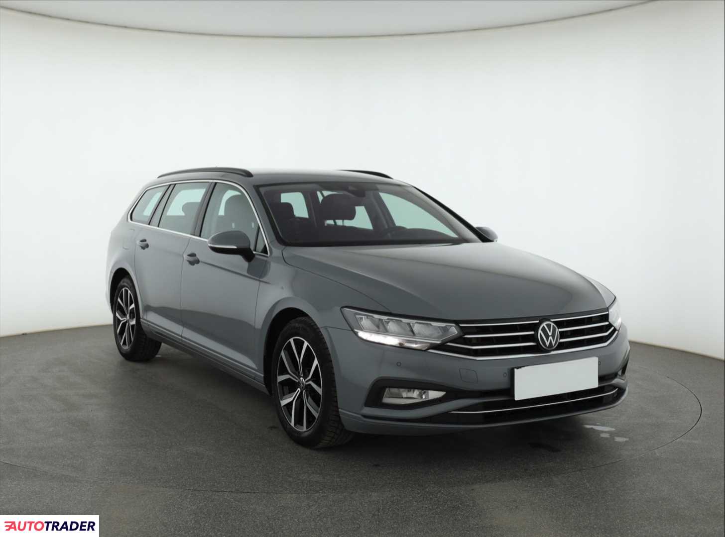 Volkswagen Passat 2022 2.0 147 KM