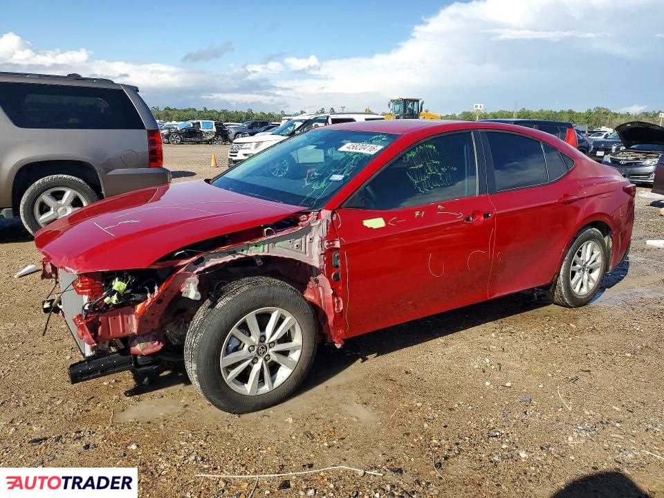Toyota Camry 2025 2