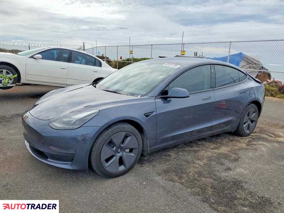 Tesla Model 3 2023