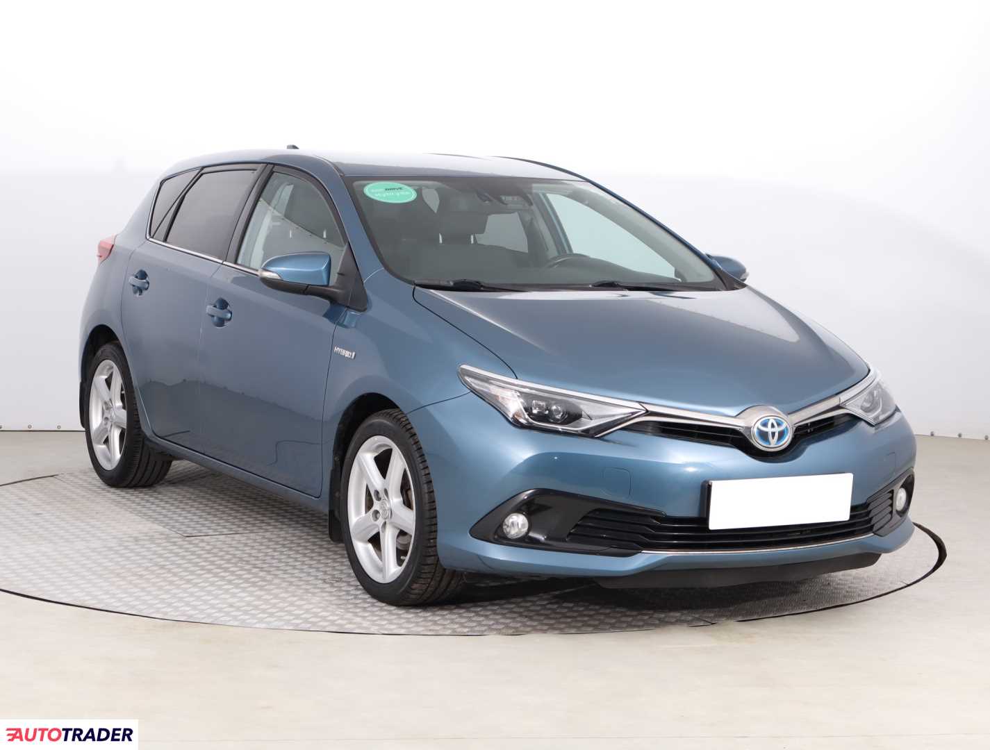 Toyota Auris 2015 1.8 134 KM Toyota Auris 2015 1.8 134 KM