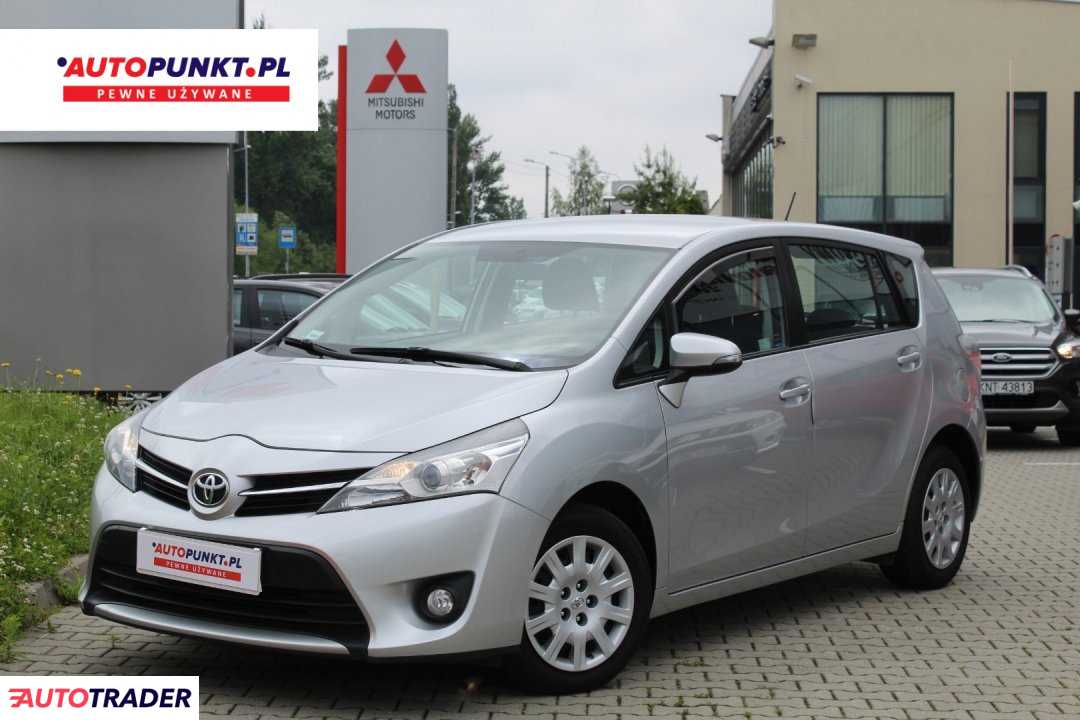 Toyota Verso 2014 2.0 124 KM Toyota Verso 2014 2.0 124 KM