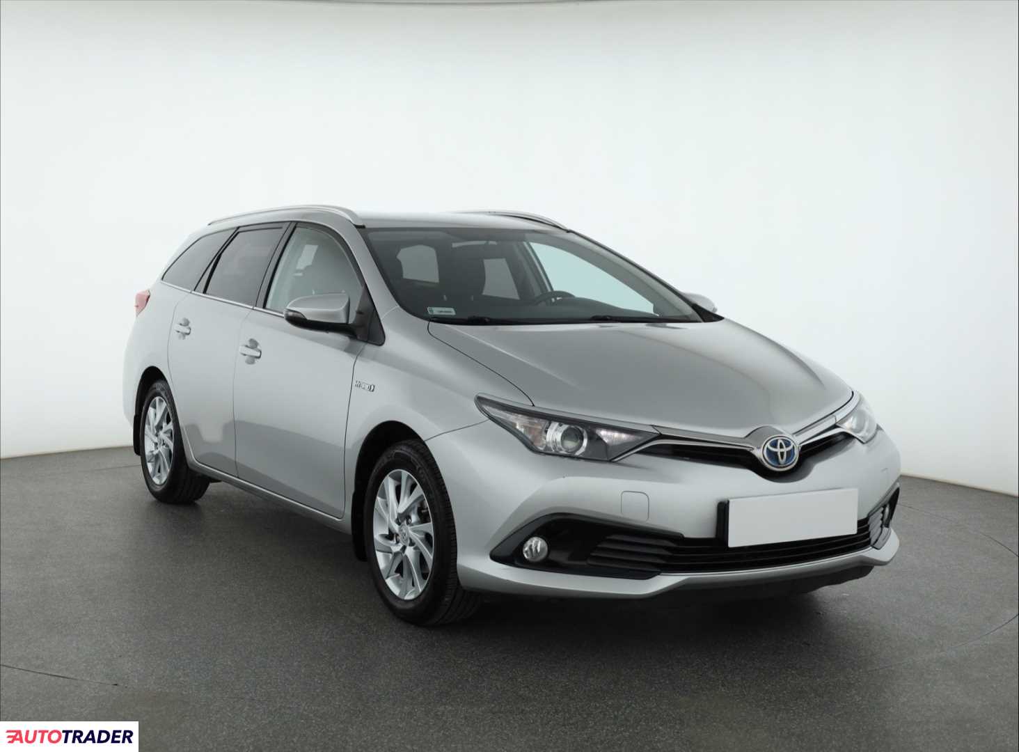 Toyota Auris 2016 1.8 134 KM Toyota Auris 2016 1.8 134 KM