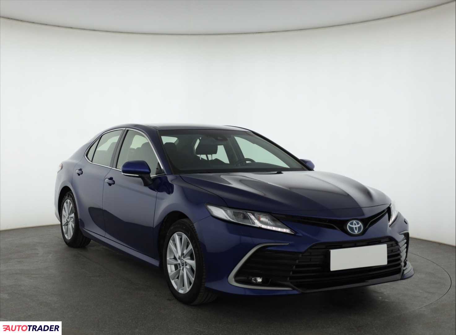 Toyota Camry 2023 2.5 214 KM