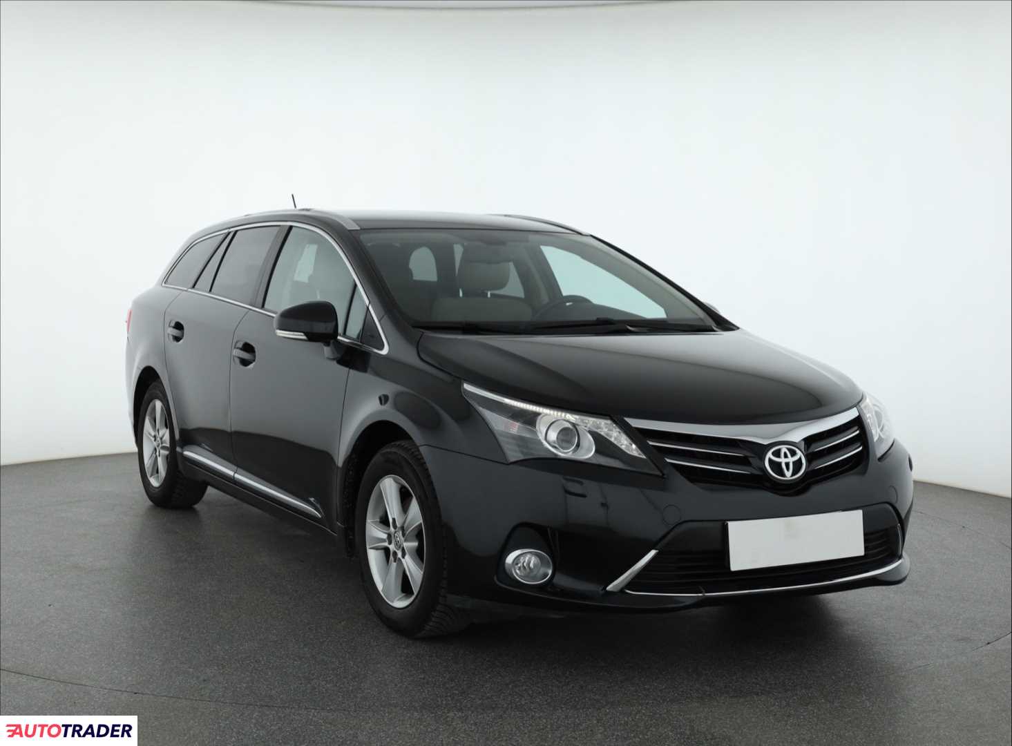 Toyota Avensis 2013 1.8 144 KM