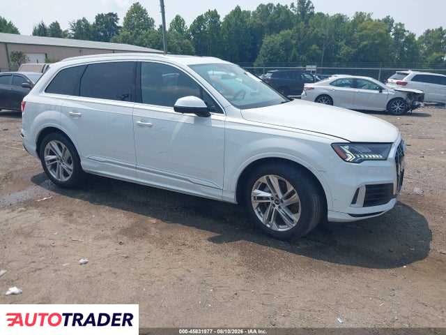 Audi Q7 2021 3