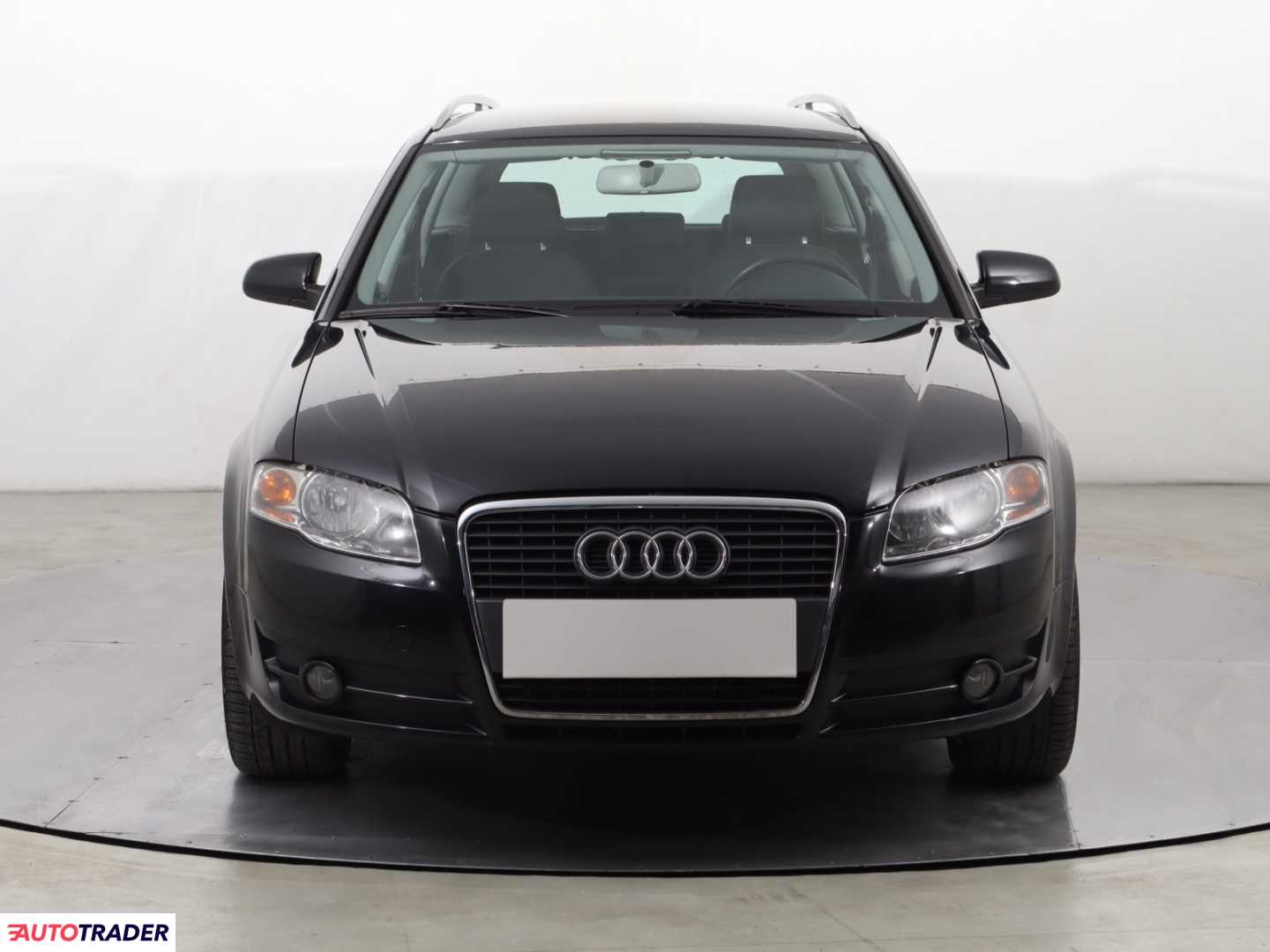 Audi A4 2006 2.0 128 KM