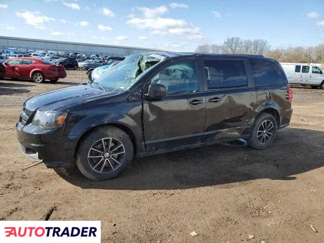 Dodge Grand Caravan 2018 3