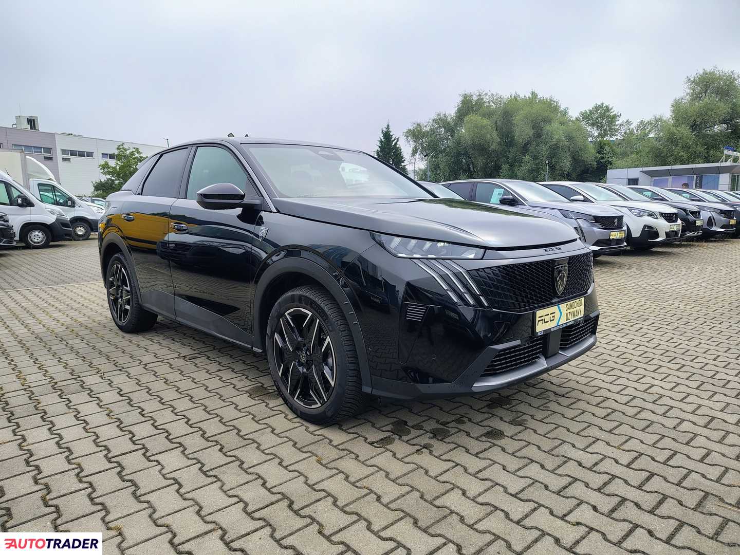 Peugeot 3008 2025 1.2 145 KM
