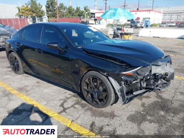 Lexus IS 2025 5