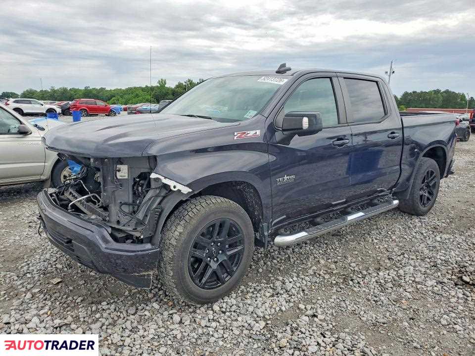 Chevrolet Silverado 2022 5