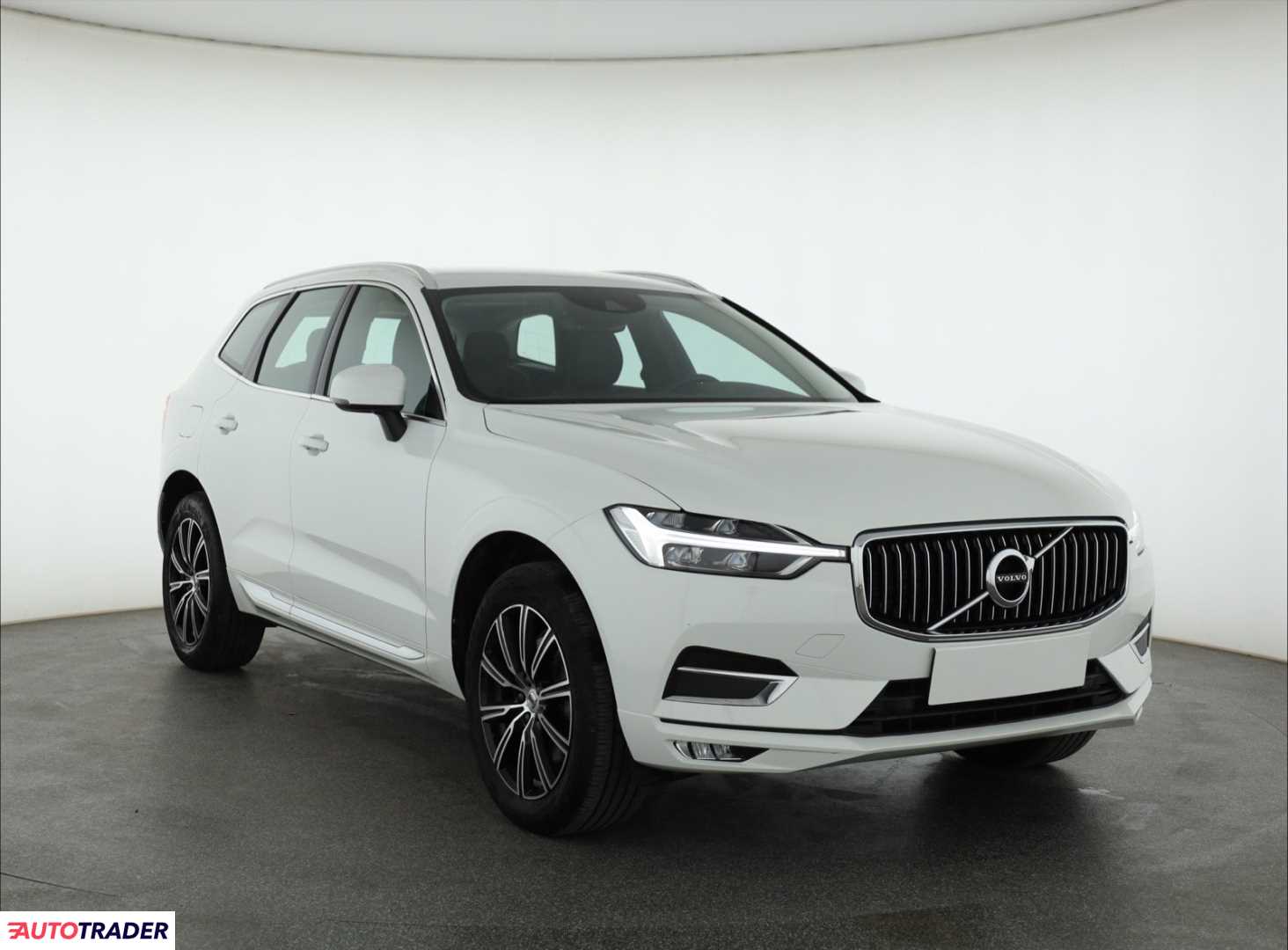 Volvo XC60 2020 2.0 194 KM