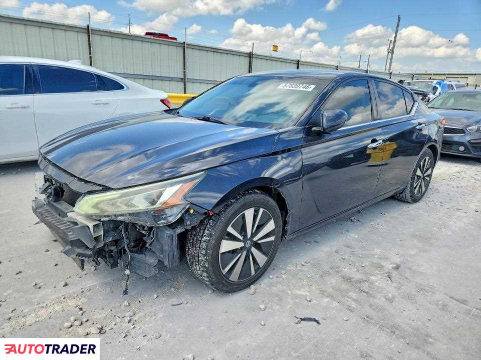 Nissan Altima 2021 2