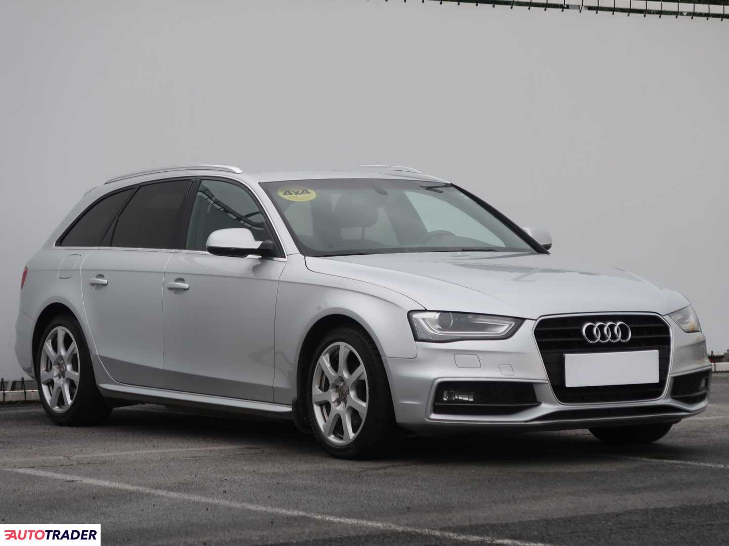 Audi A4 2014 2.0 174 KM