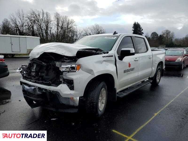 Chevrolet Silverado 2023 2