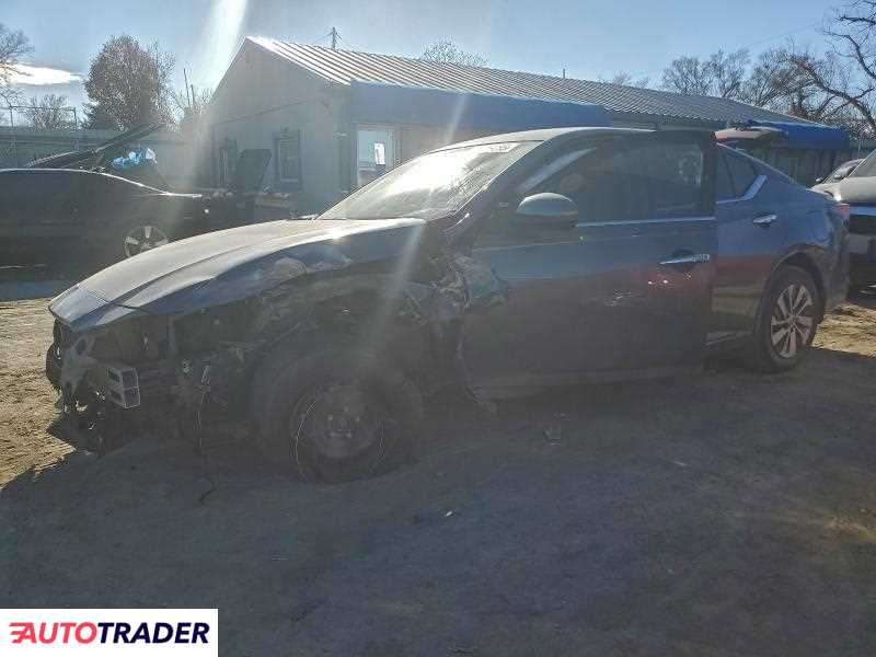 Nissan Altima 2021 2