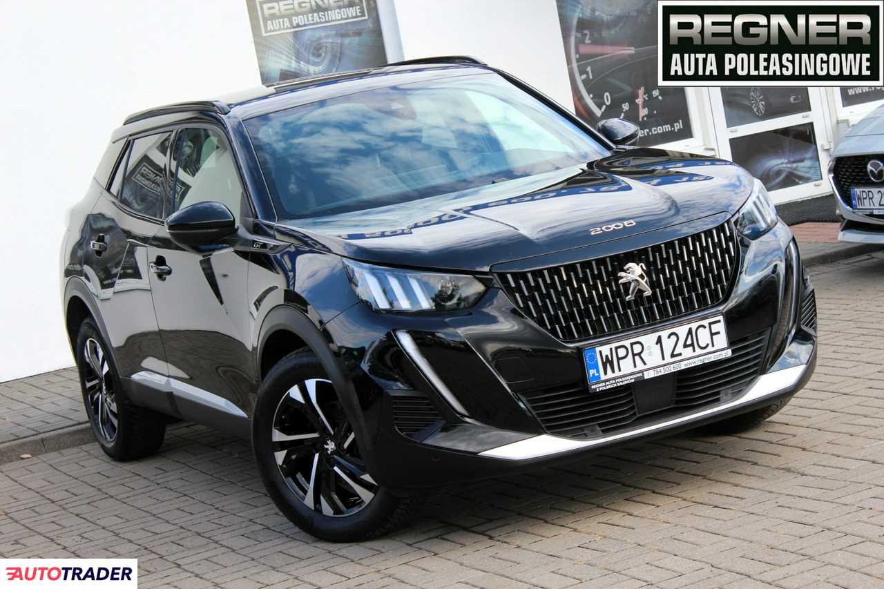 Peugeot 2008 2022 1.2 130 KM