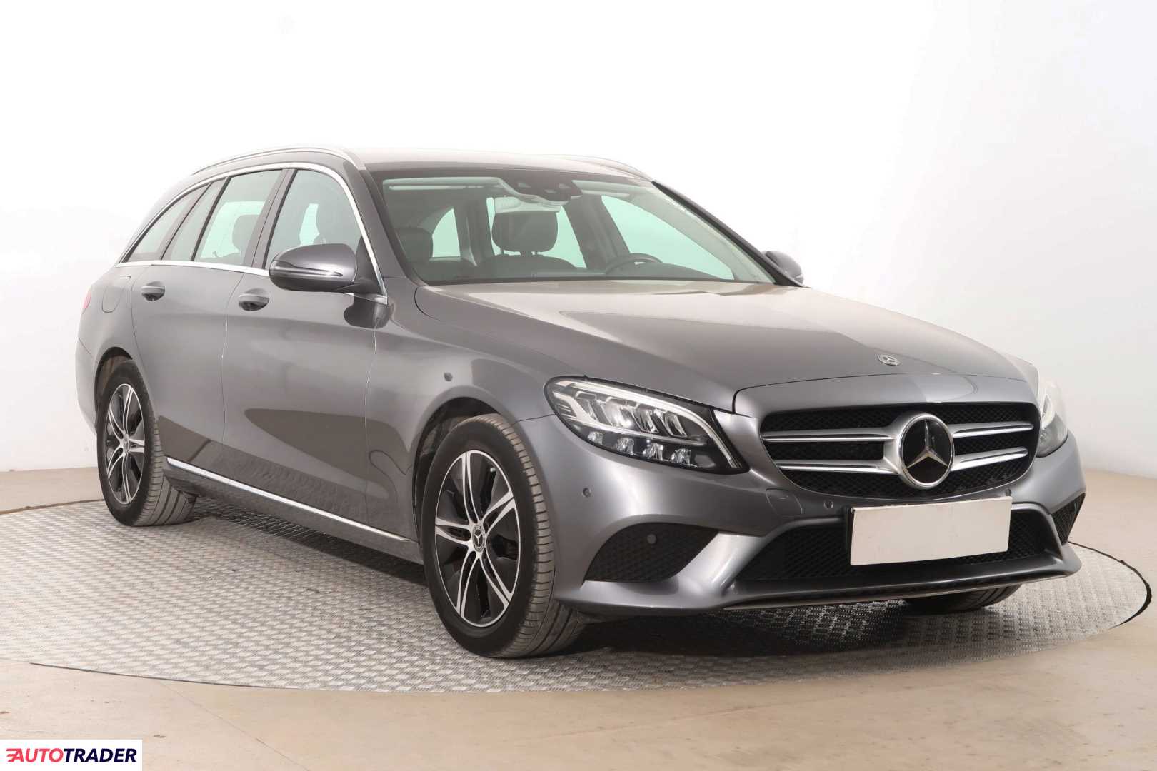 Mercedes C-klasa 2019 1.8 120 KM