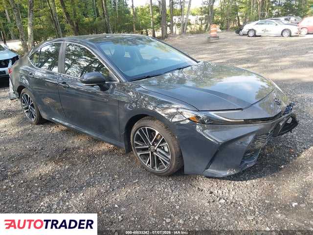 Toyota Camry 2025 2