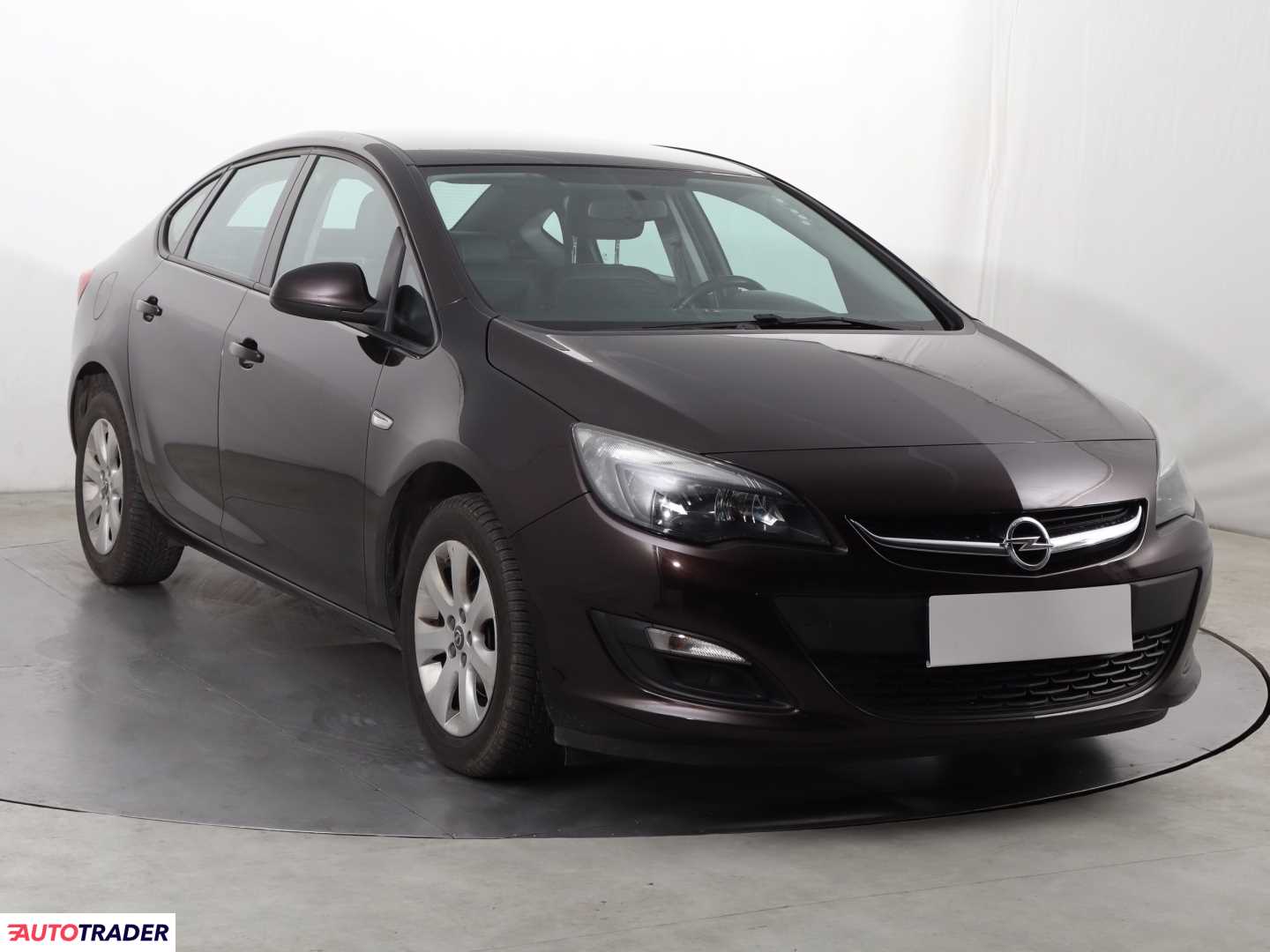 Opel Astra 2016 1.6 113 KM