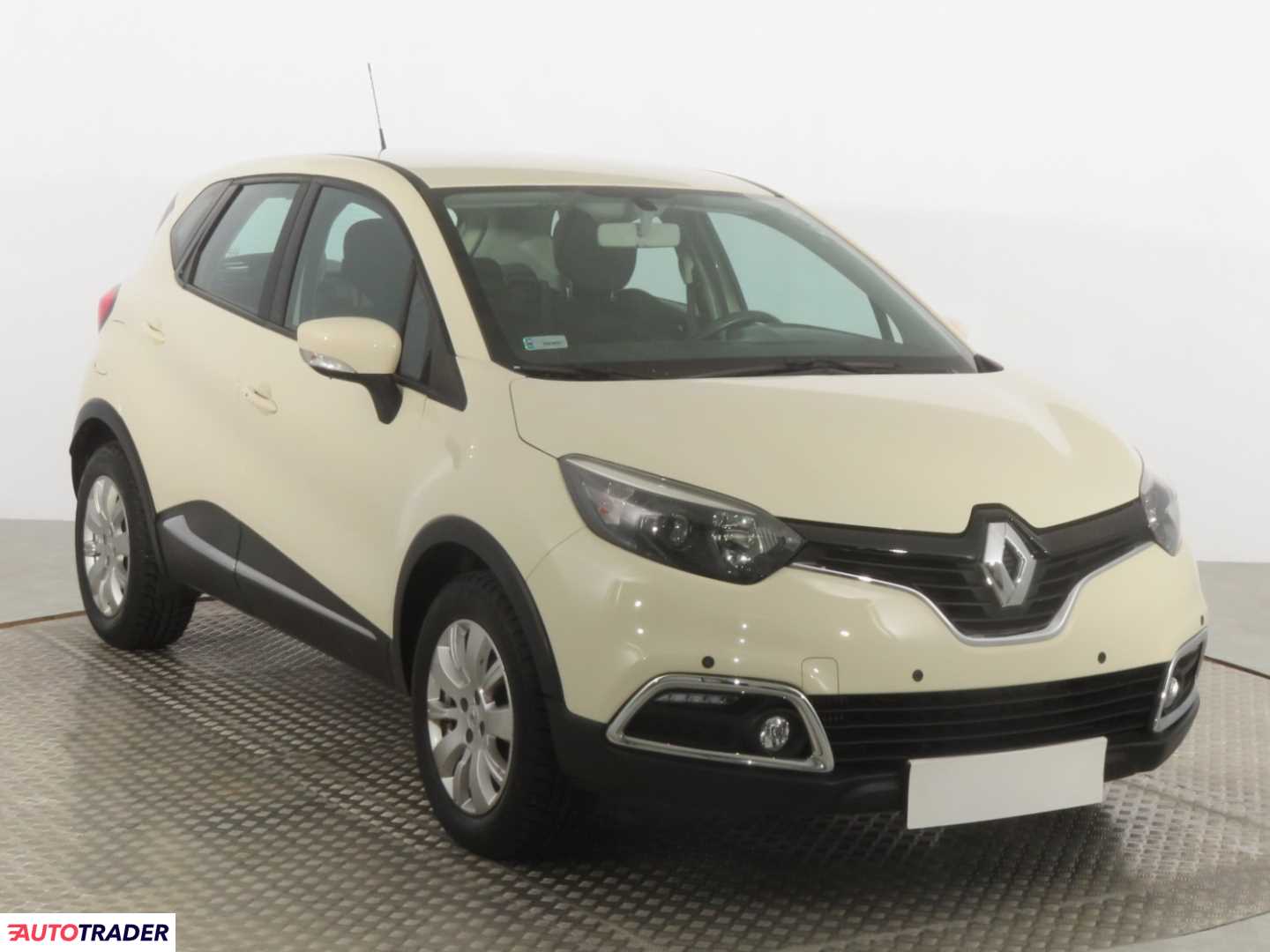 Renault Captur 2013 0.9 88 KM