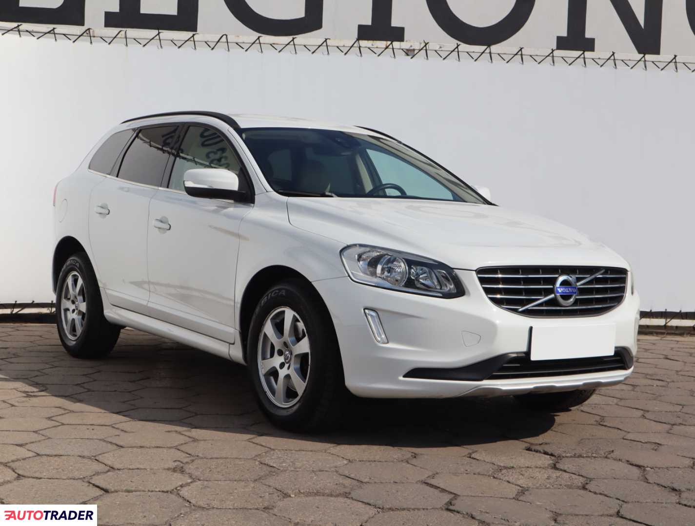 Volvo XC60 2015 2.0 178 KM