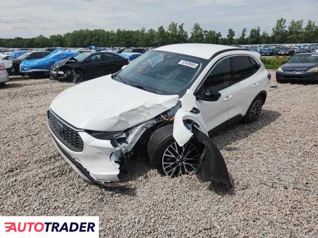 Ford Escape 2024 2