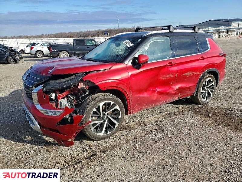 Mitsubishi Outlander 2024 2