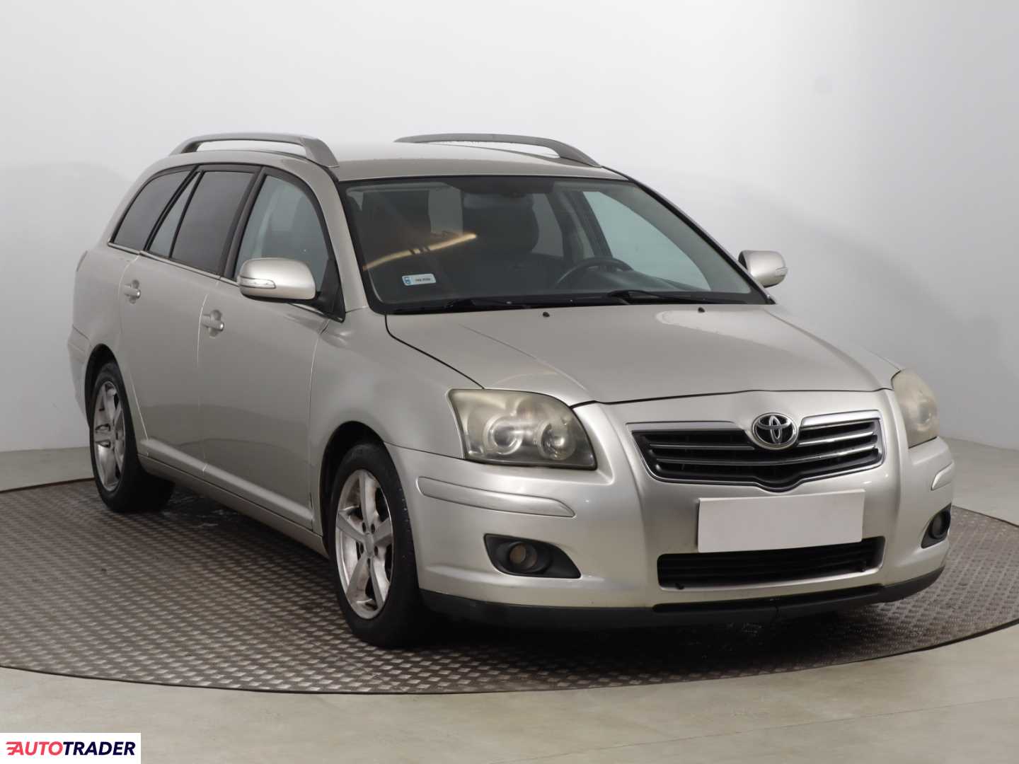 Toyota Avensis 2007 2.2 174 KM