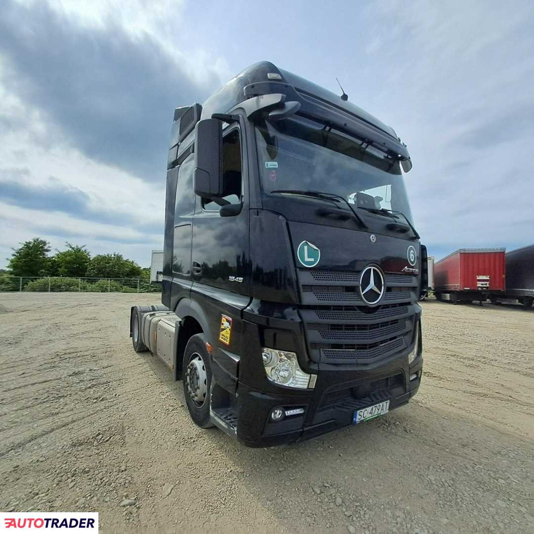 Mercedes actros