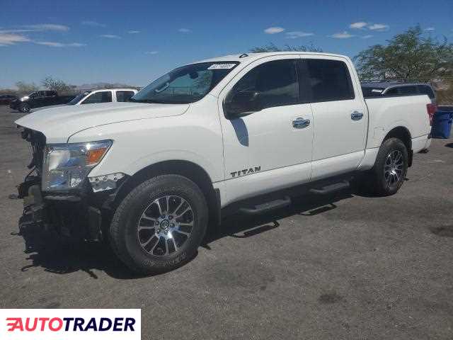 Nissan Titan 2021 5