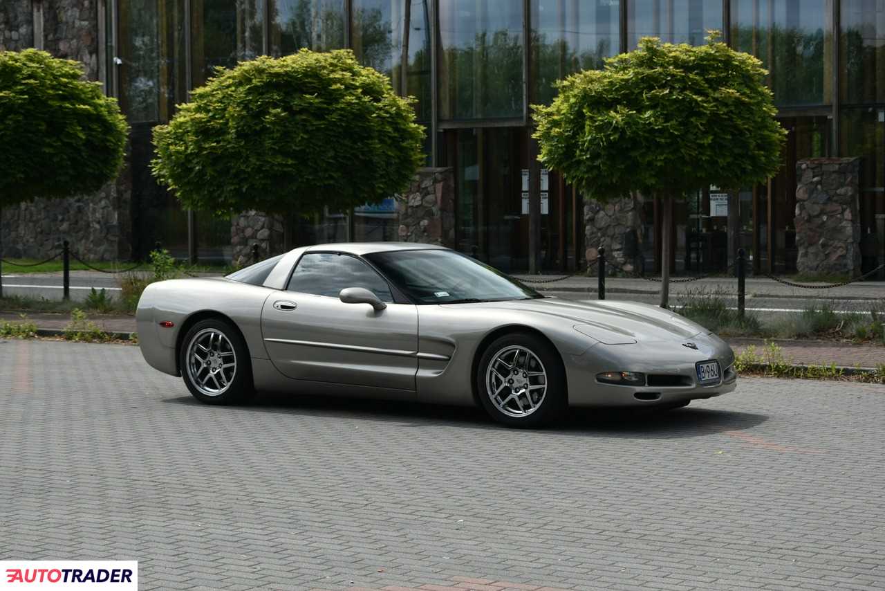 Chevrolet Corvette 1999 5.7 355 KM