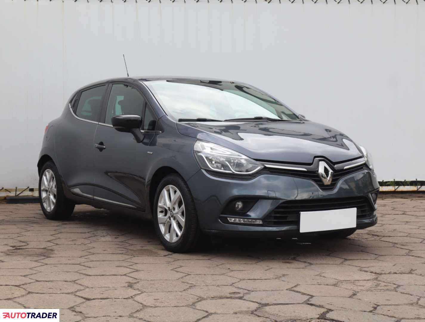 Renault Clio 2018 0.9 75 KM